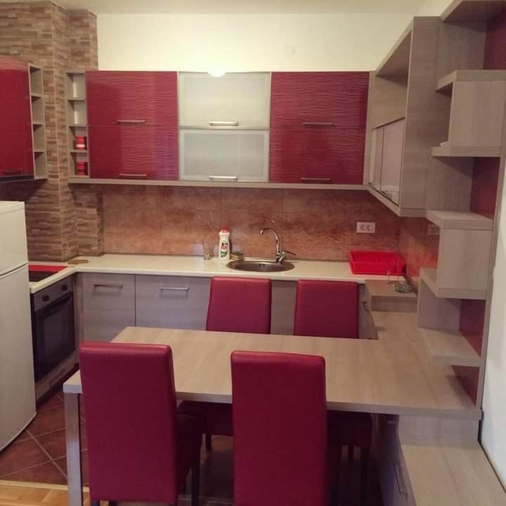 New Apartment Located In The Heart Of Niksic. Exteriör bild