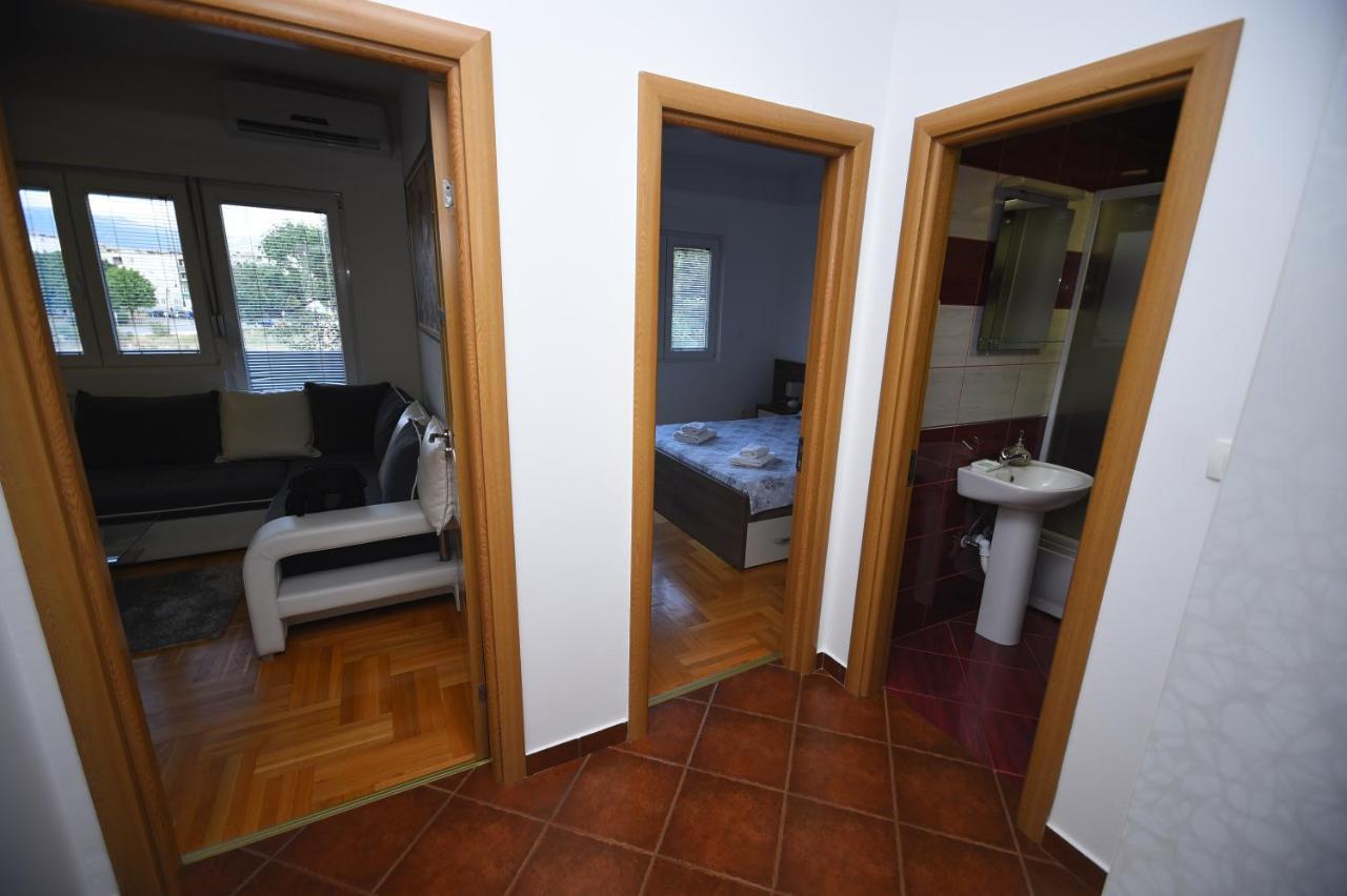 New Apartment Located In The Heart Of Niksic. Exteriör bild